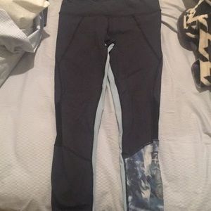 SoulCycle lululemon black w/ blue accent leggings